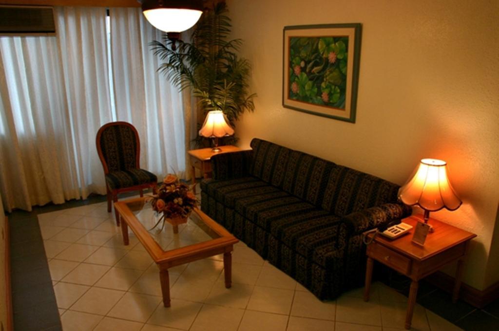 Mpt Suites San Pedro Makati Værelse billede