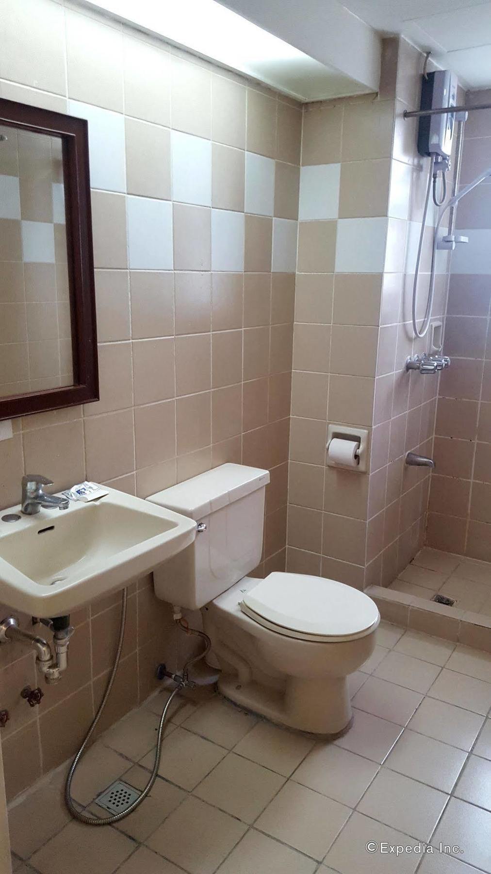 Mpt Suites San Pedro Makati Eksteriør billede
